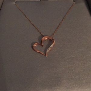 Rose gold (10K) heart necklace